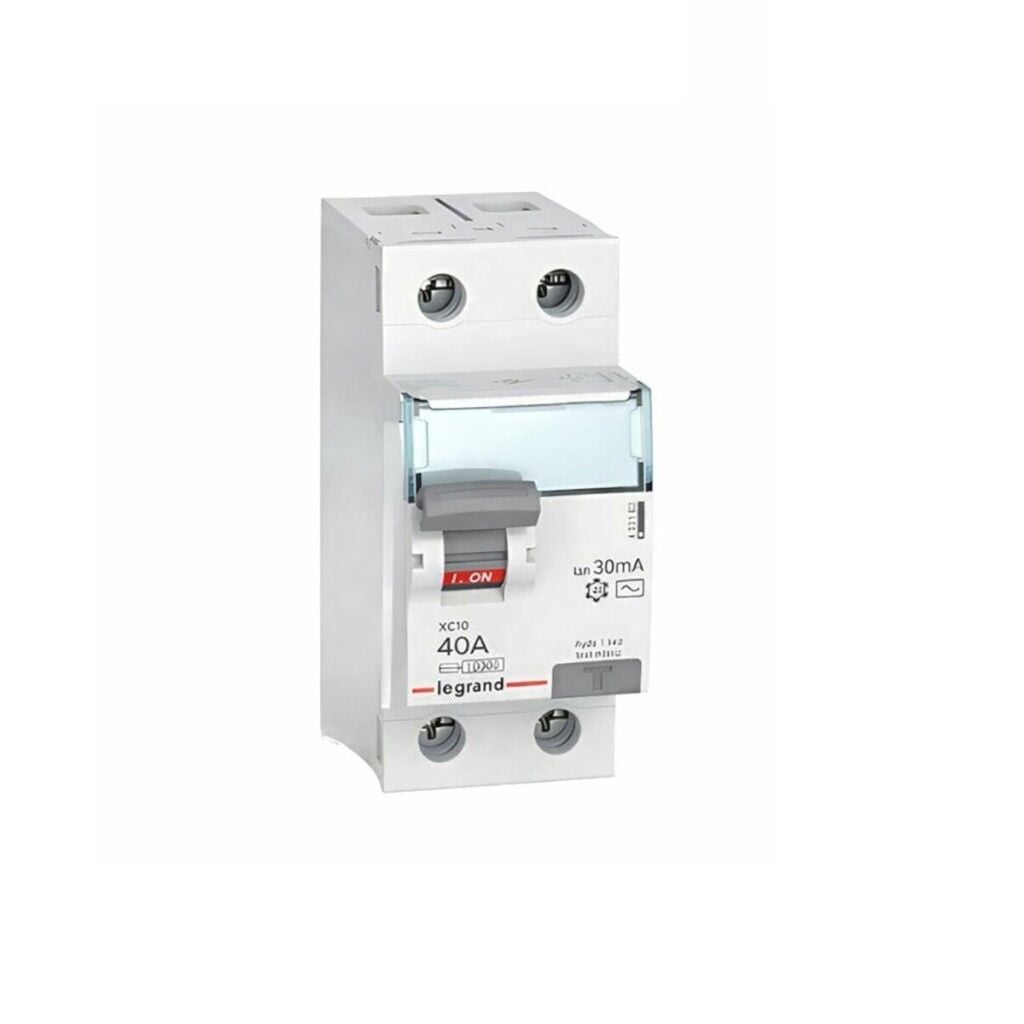 XC10 ID 2P 40A AC 30MA BIC