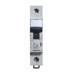C 1X32 W OTOMAT 4,5KA(303389)